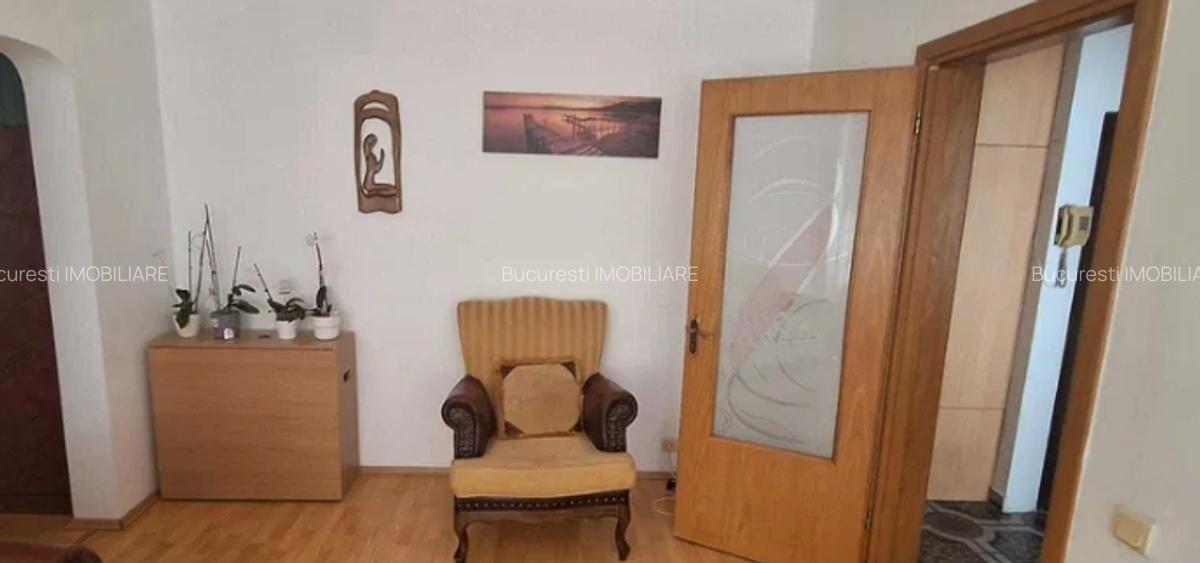 Iancului  gura de  Metrou,bl. MONOLIT reabilitat,Amenajat, geam la baie,Liber - 3