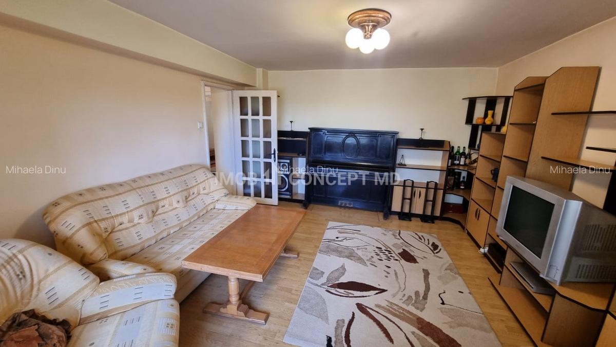 Inchiriere apartament 3 camere, spatios, in zona Democratiei - 2