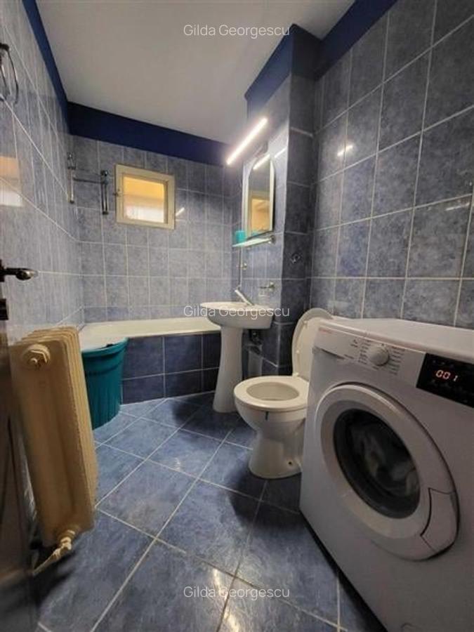 Apartament cu 3 camere semidecomandat în Centrul Civic - 18