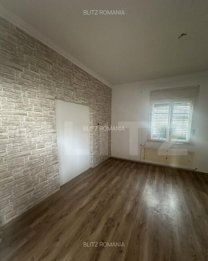 Casa de locuit cu 3 camere, 80 mp, cu 683 mp teren, zona Cen - 8