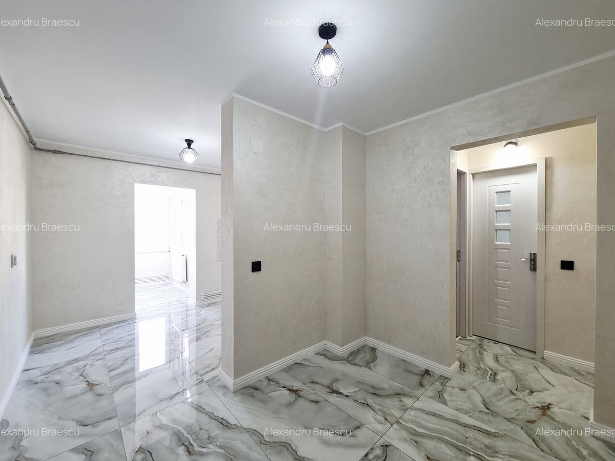 Apartament renovat complet Piata Centrala "Starea Civila" etaj 2 LIBER - 10