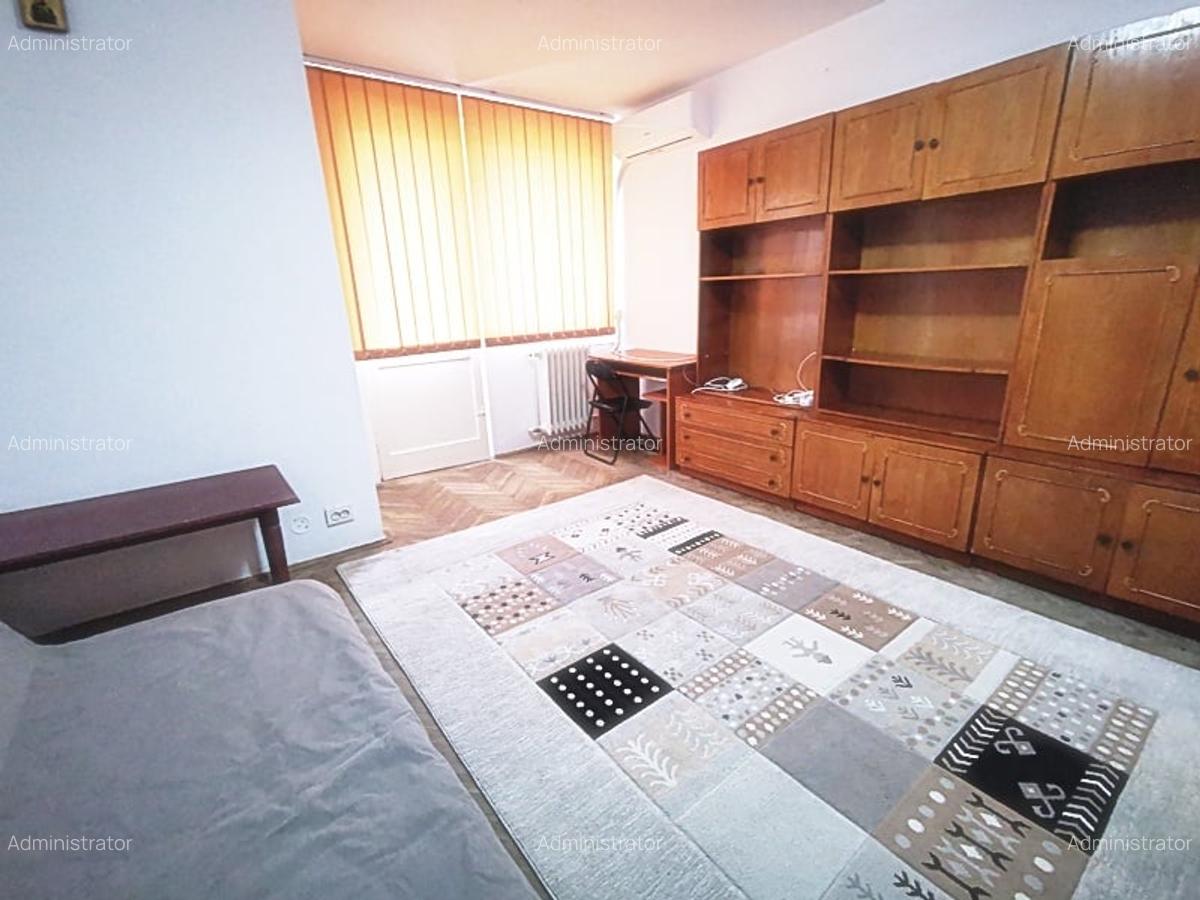 Veteranilor Inchiriere gars mobilata, zugravita, 3  min metrou Lujerului - 24 Veteranilor Inchiriere gars mobilata, zugravita, 3  min metrou Lujerului - 24