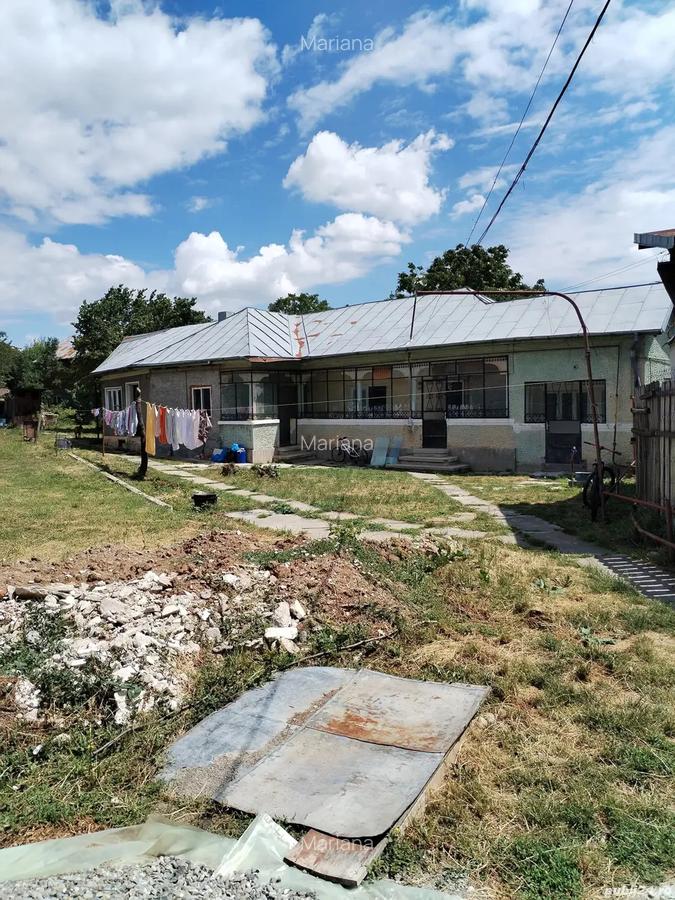 Vand casa locuibila cu teren 2700mp in Baicoi Prahova - 1