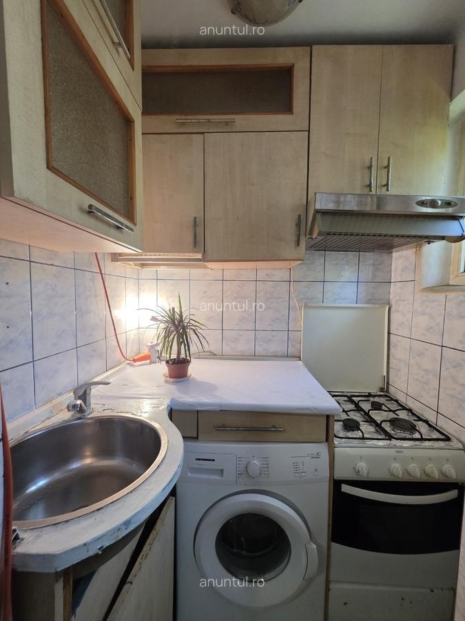 Decebal, Rond Alba Iulia, pe Moise Nicoara, bloc 4 etaje - 6