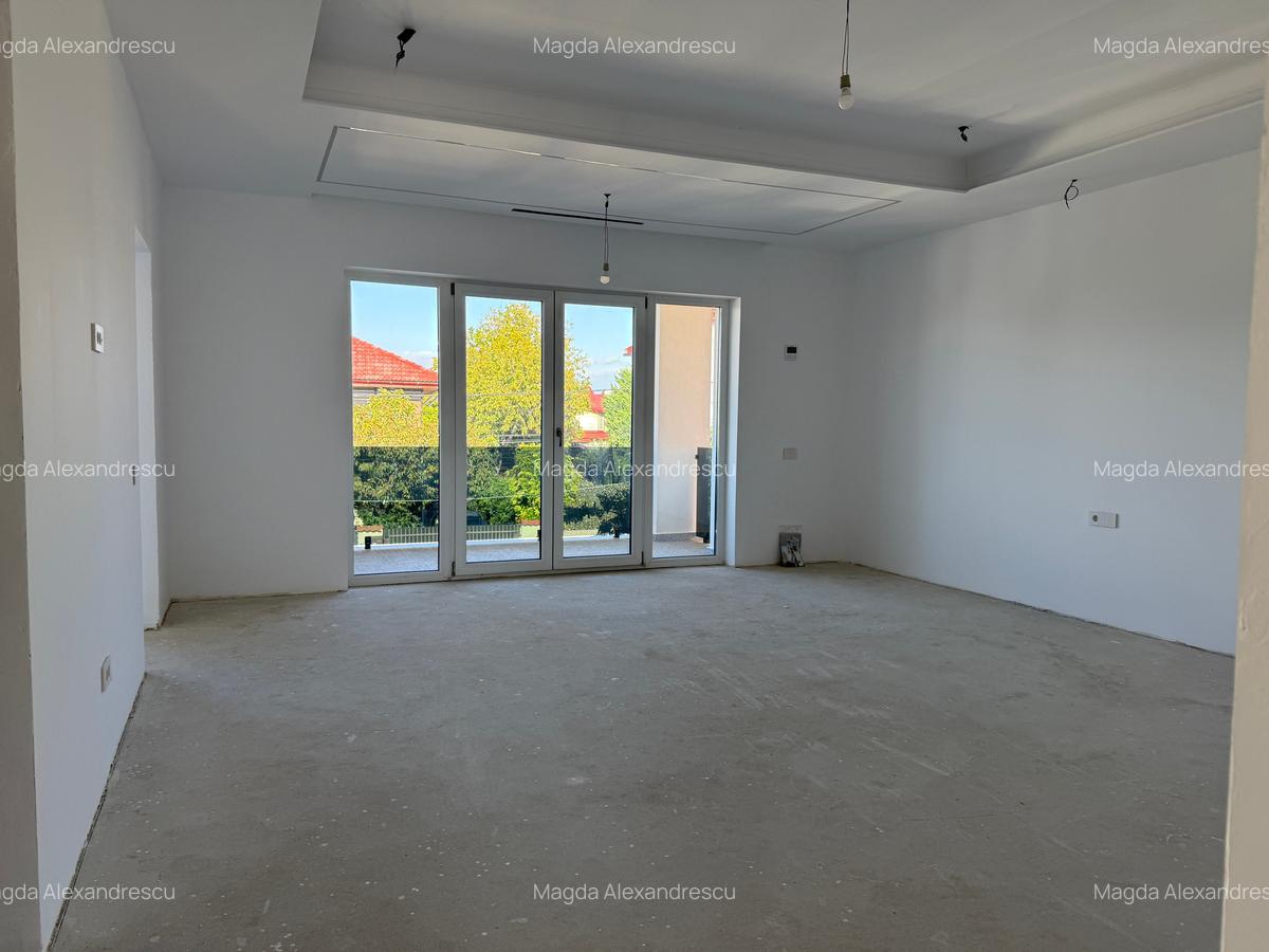 VILA 5 CAMERE - PIPERA - GRADINA - COMISION 0% - 4
