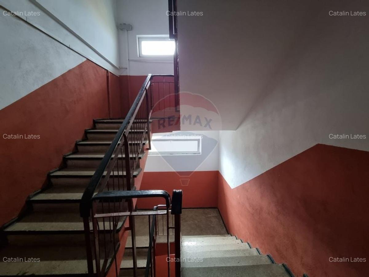 Apartament (De renovat) cu 3 camere de vanzare in zona Exterior Vest - 16
