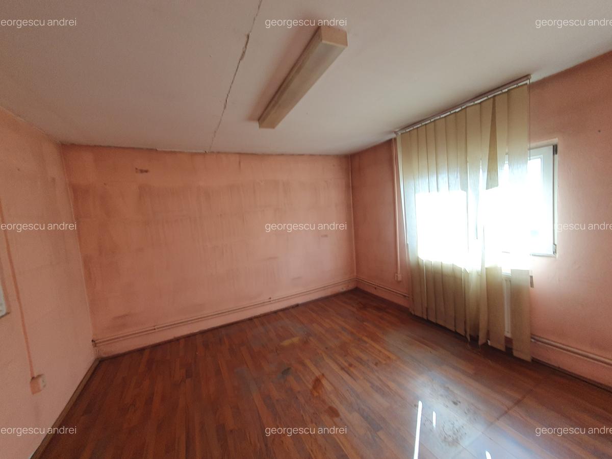 Hala 500 mp, 4,50 e/mp - 5