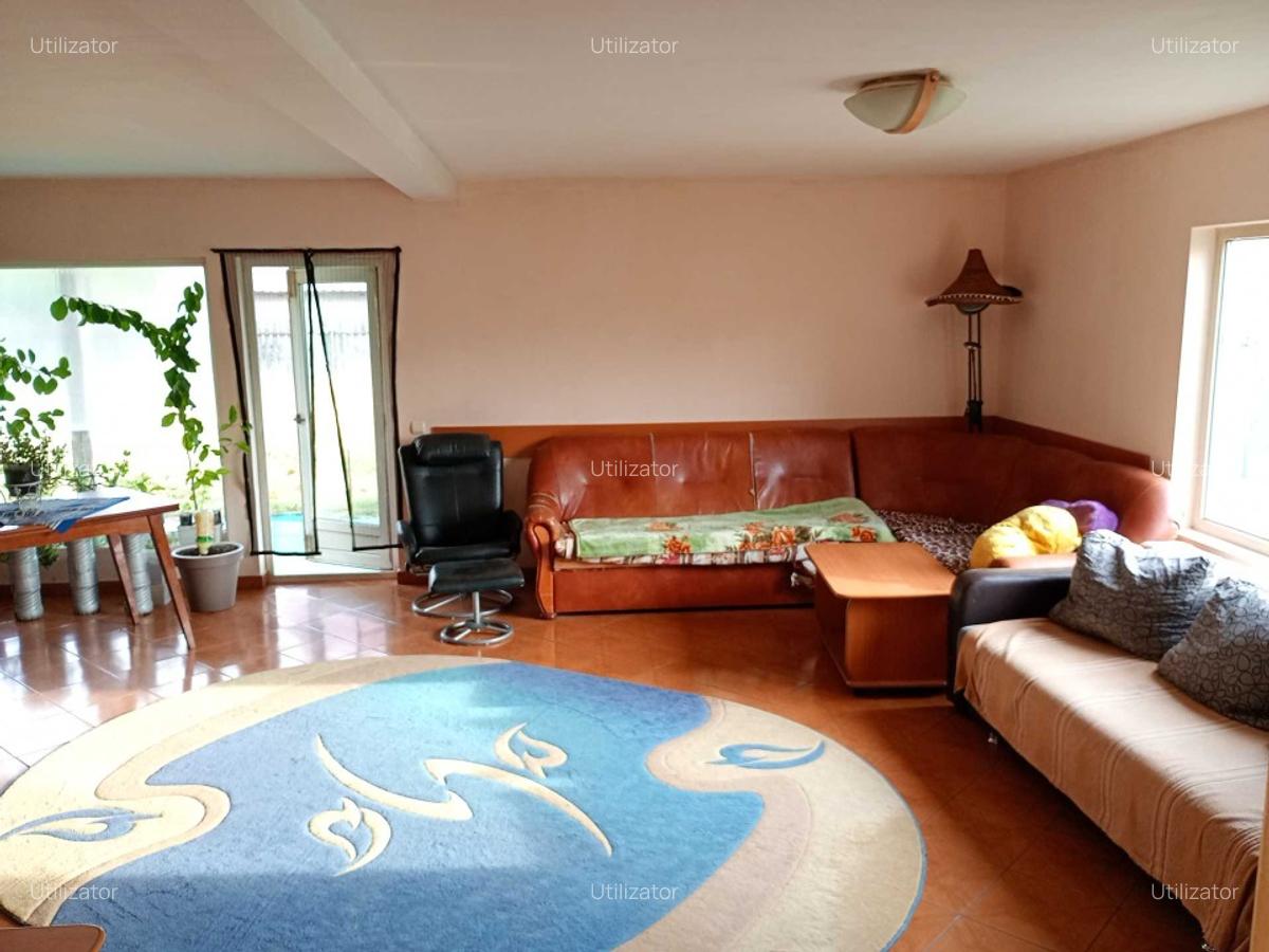 Casa de lemn, spatioasa, in zona linistita  in cartierul Odaii, Otopeni - 9