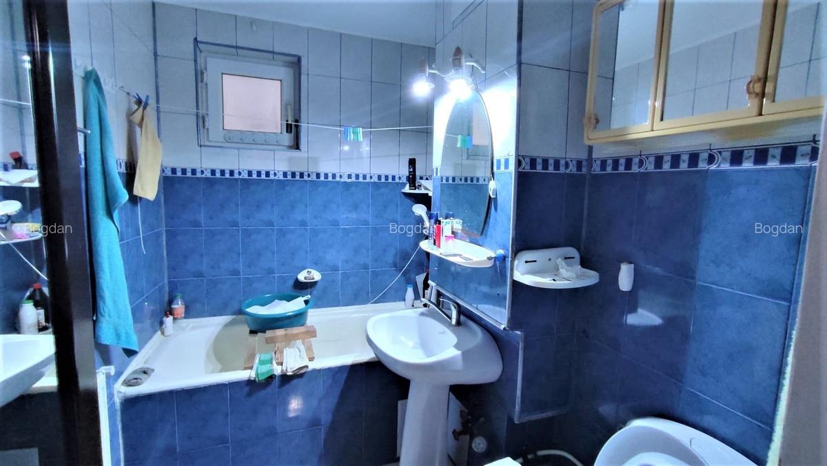 Ap. 2 dec. Micro 21, etajul 1, centrala termica - 4