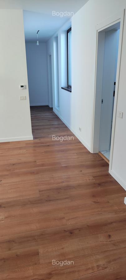 Apartament cu 3 camere nedecomandat în Titan - 2