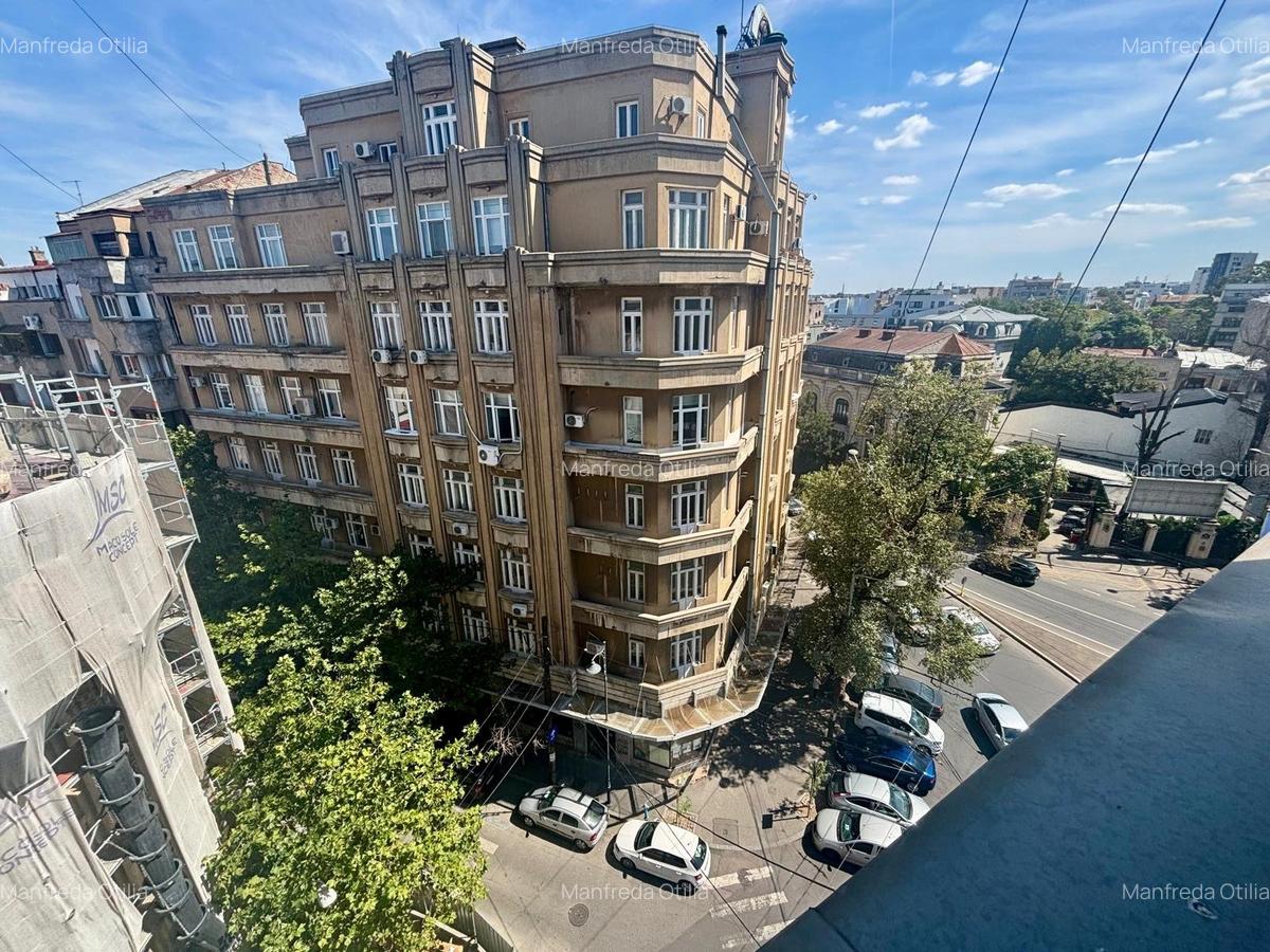 Vanzare apartament cu 4 camere  C.A. Rosetti - 1