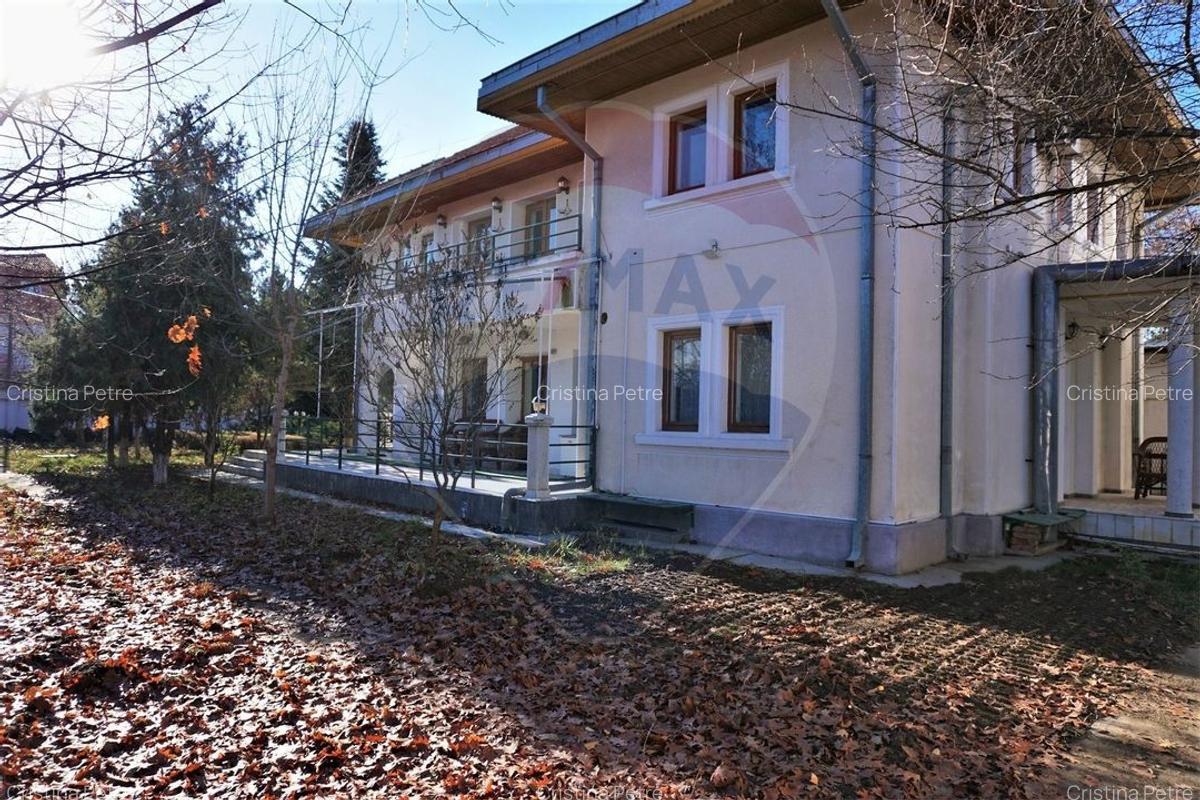 Casa / Vila cu 7 camere de vanzare in zona Bucurestii Noi - 18