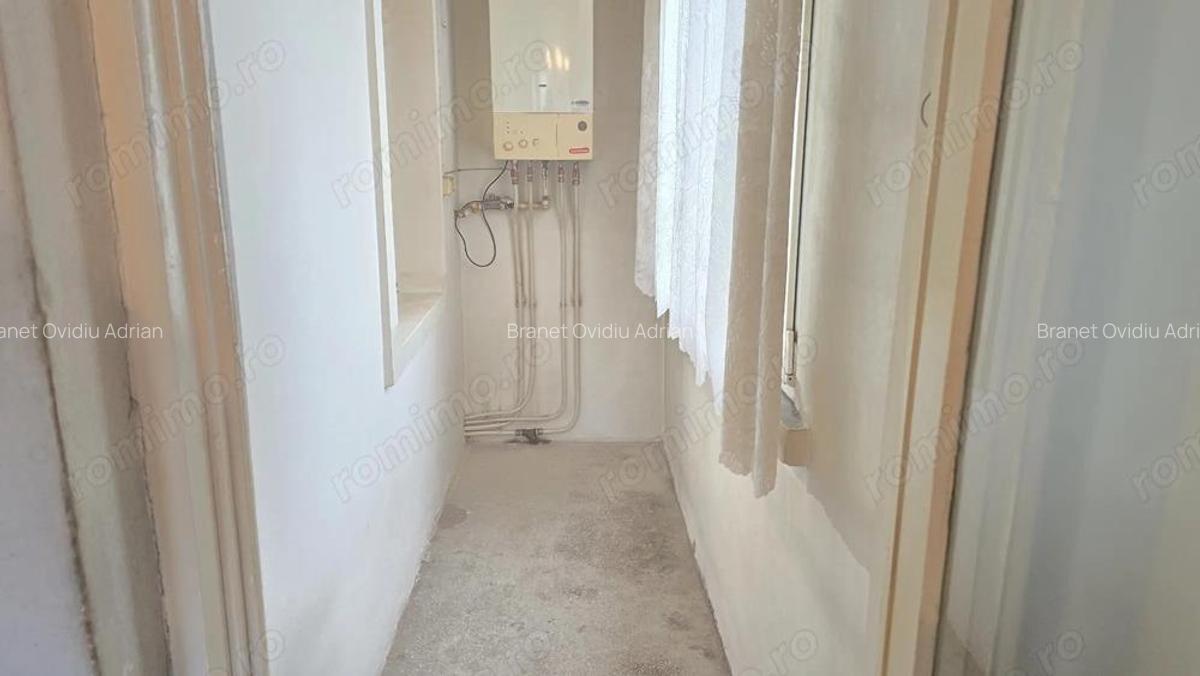 Vand apartament 2 camere decomandat in Deva, zona Gojdu, etaj 1 - 4