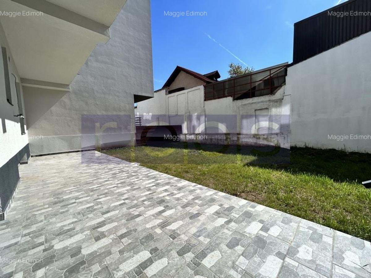 Apartament cu 3 camere decomandat în Andronache - 11
