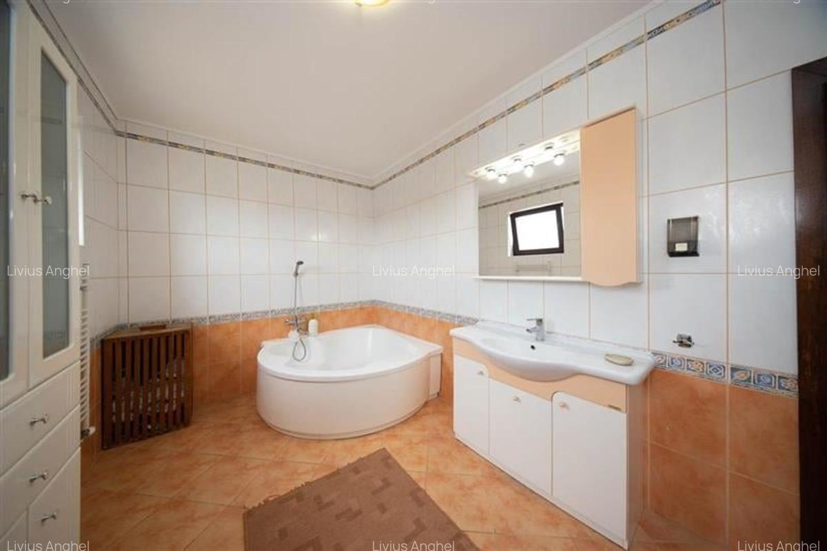 Duplex cu 5 camere în Cristian - 21