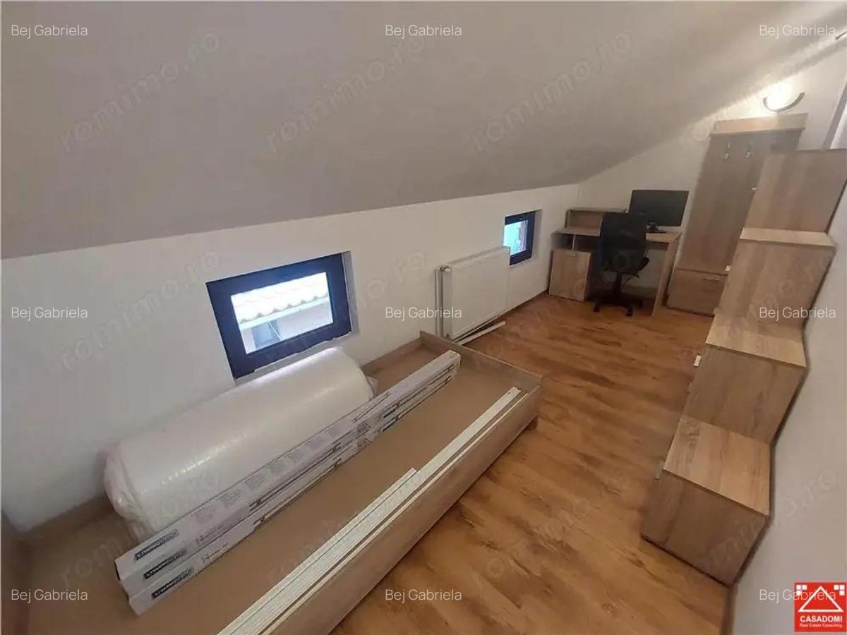 Apartament la casa, renovat, zona Politie - 13