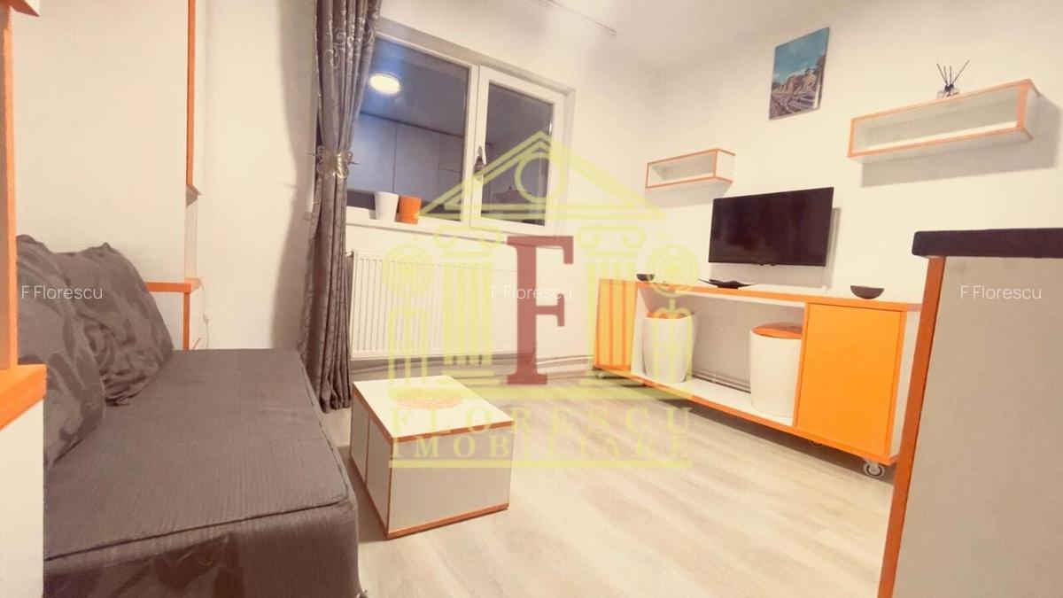 Garsoniera! Poitiers 65! - 3