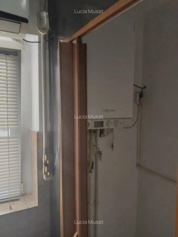 Aprtament 3 camere decomandat-Poarta 6 - 6