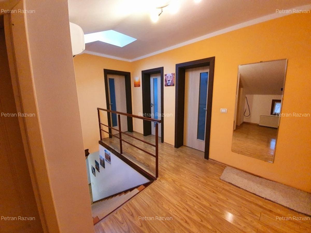 De vânzare casă în zona Bălcescu - 2