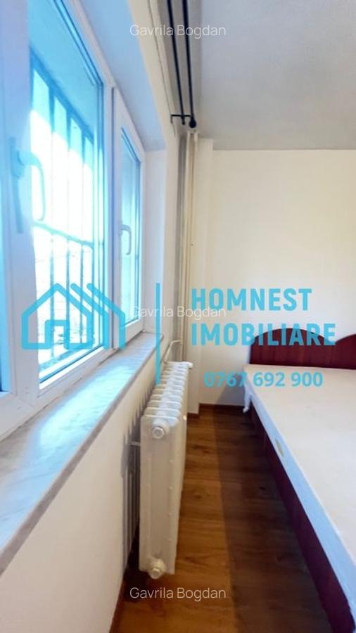 Apartament cu 2 camere semidecomandat, mobilat în Titulescu - 29