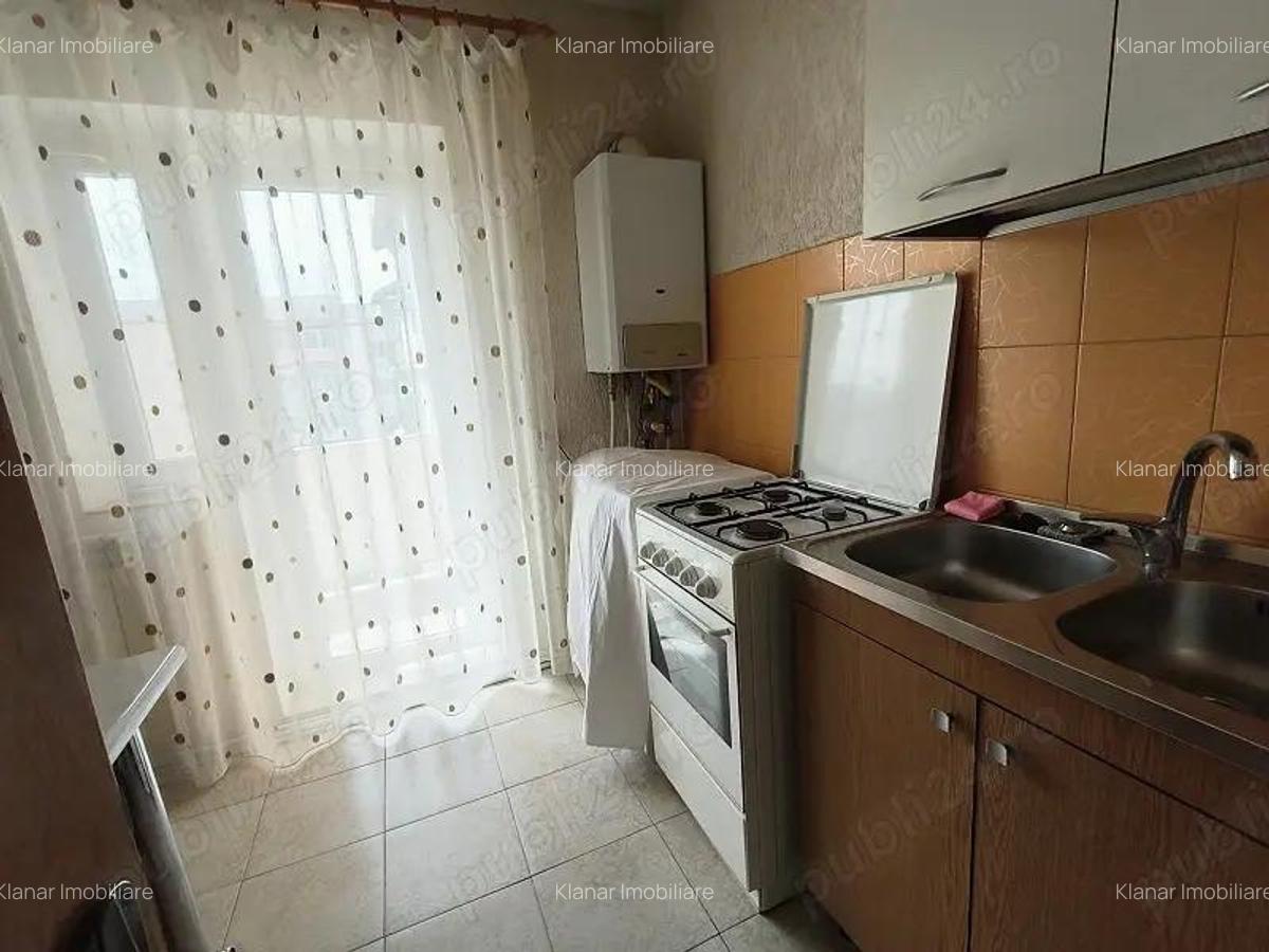 Apartament 2 camere de vanzare Curtea de Arges zona Manastirii - 3