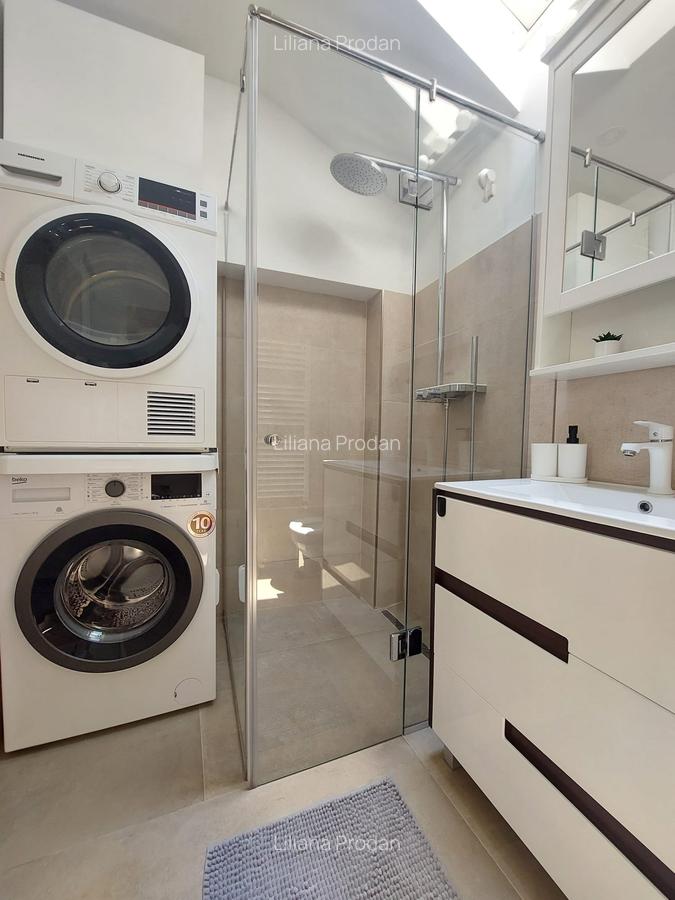 Apartament cu 2 camere decomandat, mobilat în P-ța Universității - 13