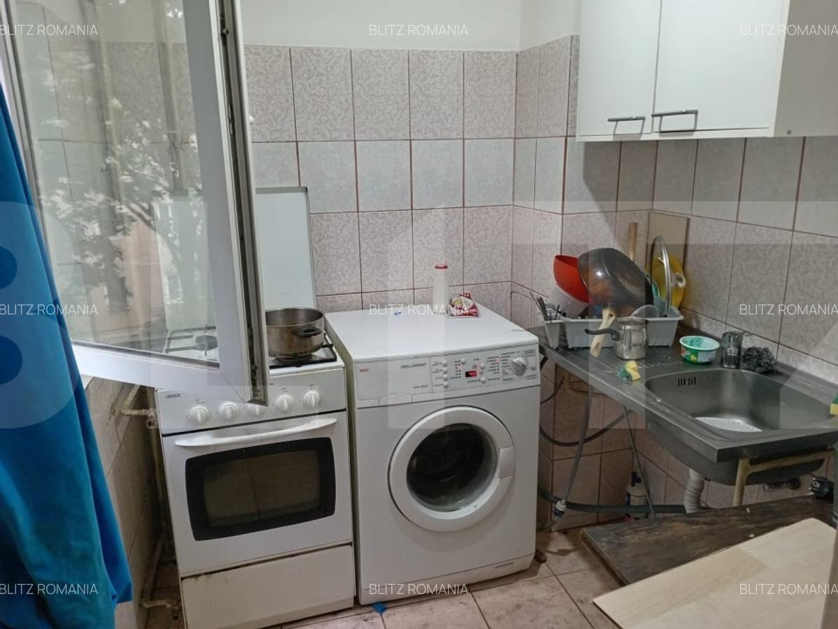 Apartament de vanzare, cu 3 camere, etaj 3, zona Fratelia - 5