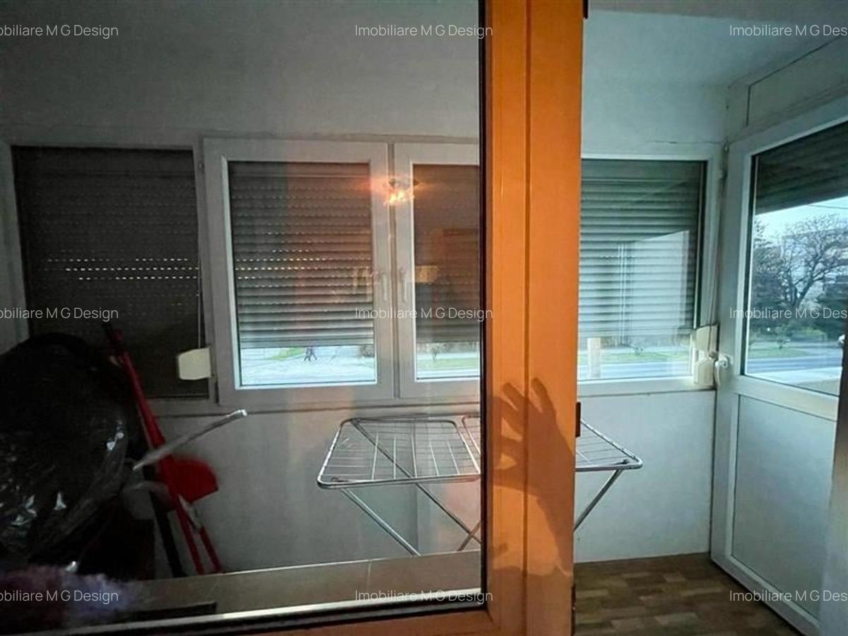 Apartament cu 3 camere decomandat în Aradului - 10