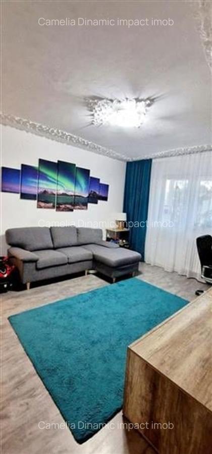 Apartament cu 3 camere semidecomandat în Central - 9