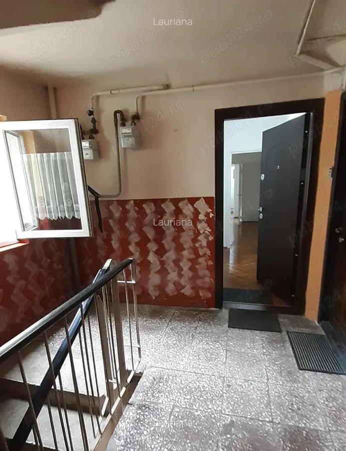 Proprietar vand in Lugoj ap.cu 2 camere,et.1, 60000 e ,complet renovat cu vedere la malul Timisului - 4