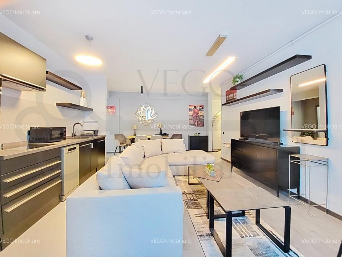 Apartament cu 3 camere semidecomandat, mobilat în Central - 6