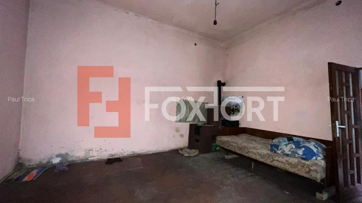 Casă cu 11 camere în Traian - 9