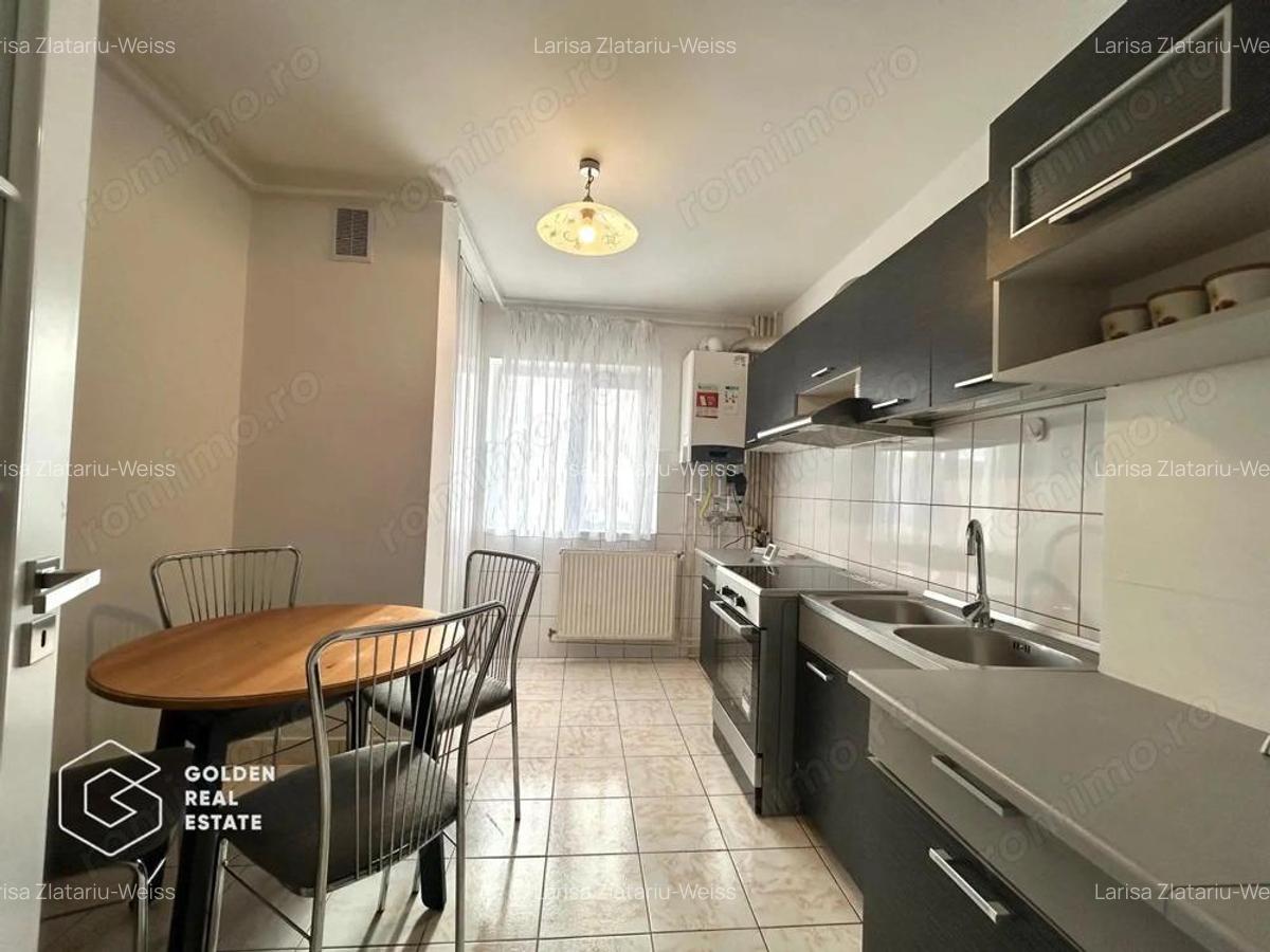 Apartament cu 3 camere, etaj 3, zona 300 Micalaca - 3 Apartament cu 3 camere, etaj 3, zona 300 Micalaca - 3