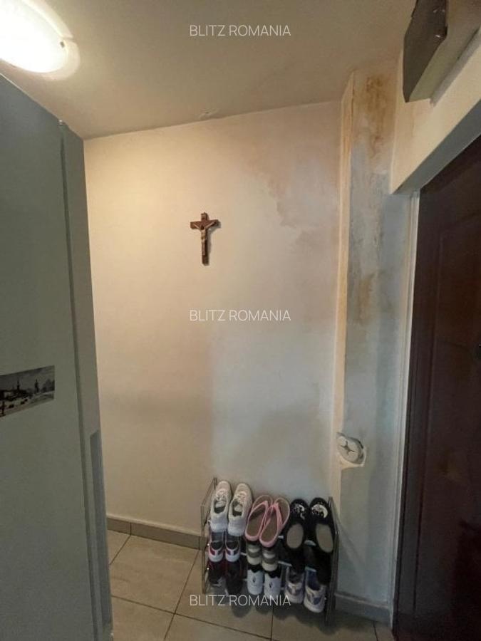Apartament de vanzare, cu 2 camere, 40 mp, zona centrala - 8