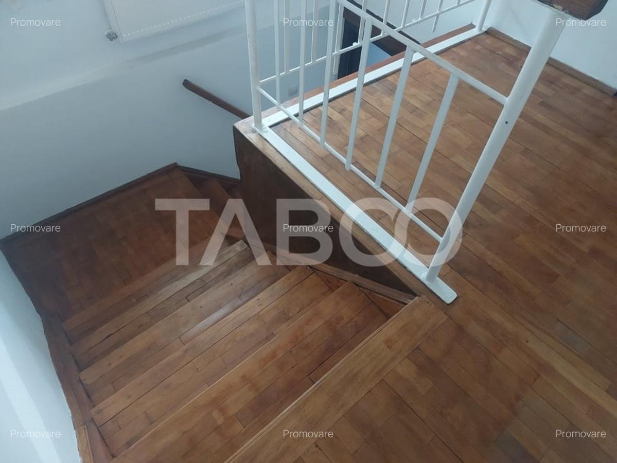 Apartament la casa 97 mpu 5 camere 2 bucatarii 3 bai gradina Cisnadie - 17