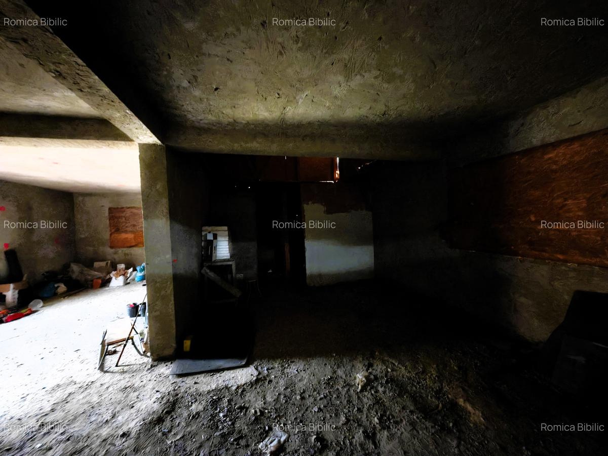 Casa la rosu, Magura - 11