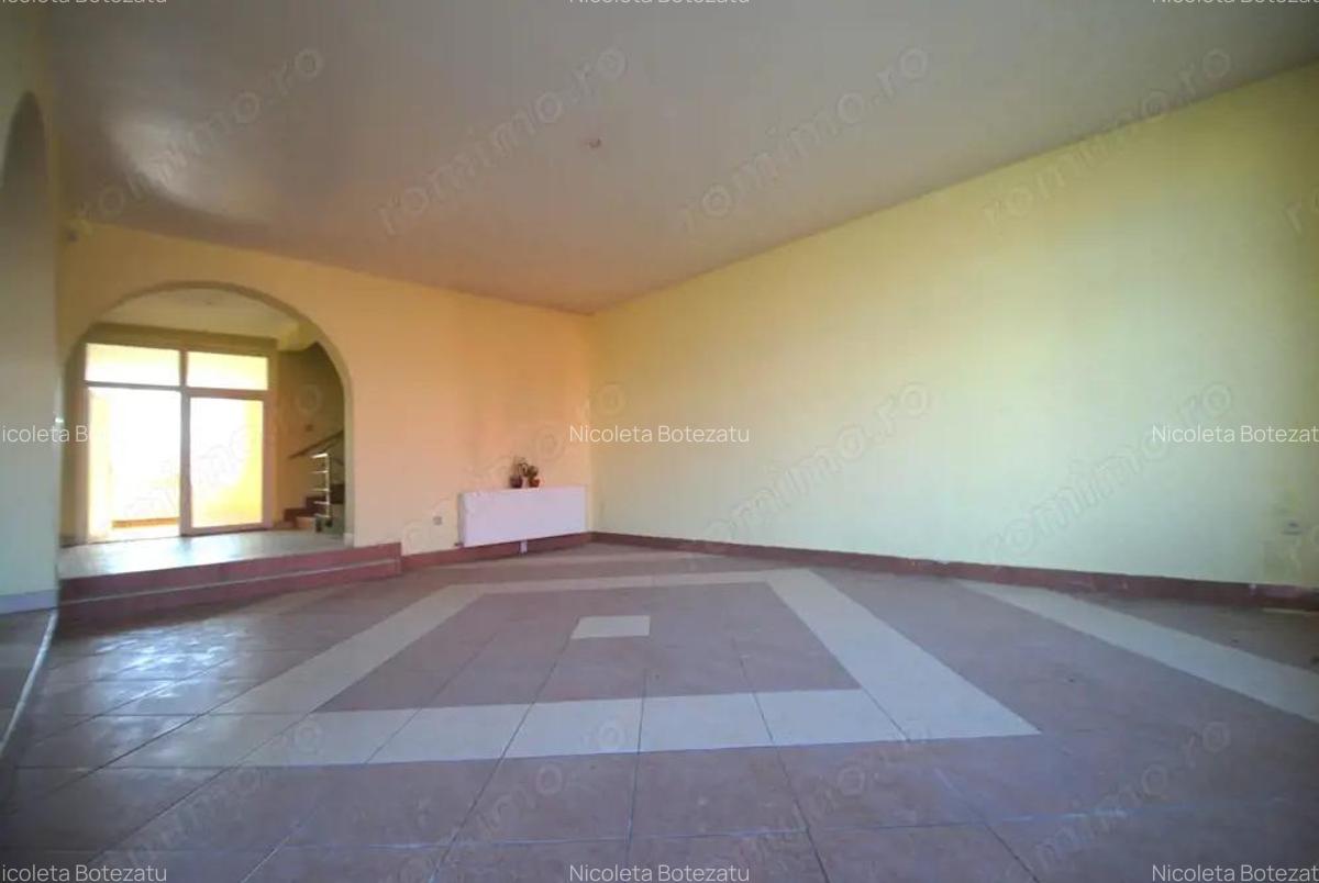 Casa cu o arhitectura deosebita si teren generos in zona Mehala - 4