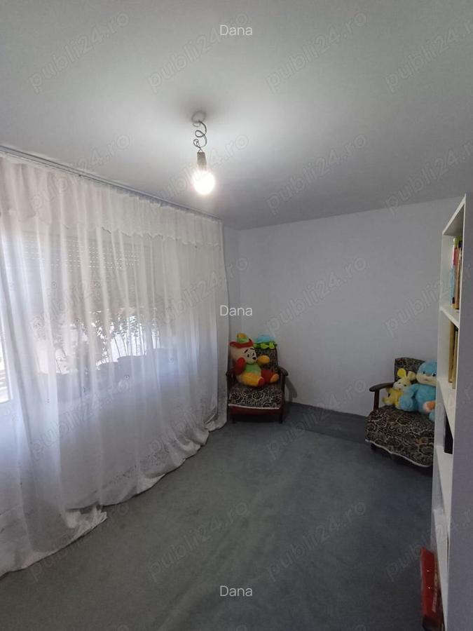 Vand casa la doar 10 minute de Deva - 2