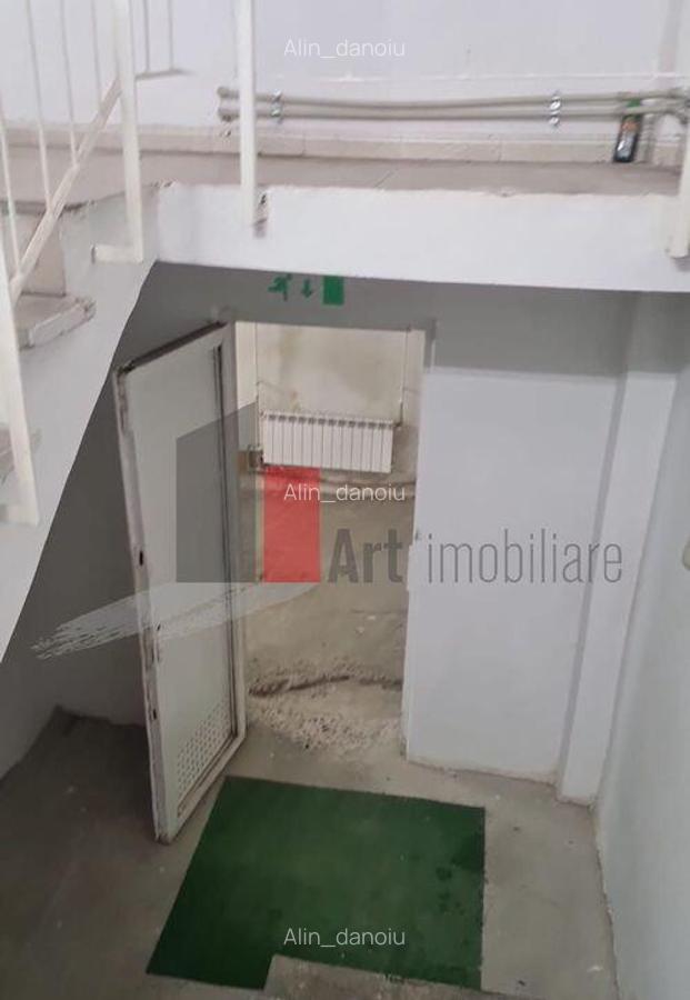 Spatiu comercial de inchiriat in zona Pietii Centrale - 25