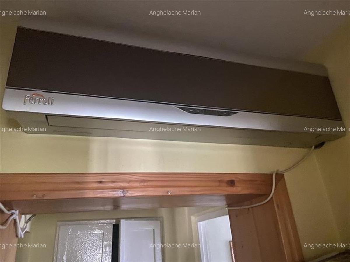 Apartament 3 camere , zona Scoala 10- Sala Polivalenta, et 4/8 , decomandat - 14