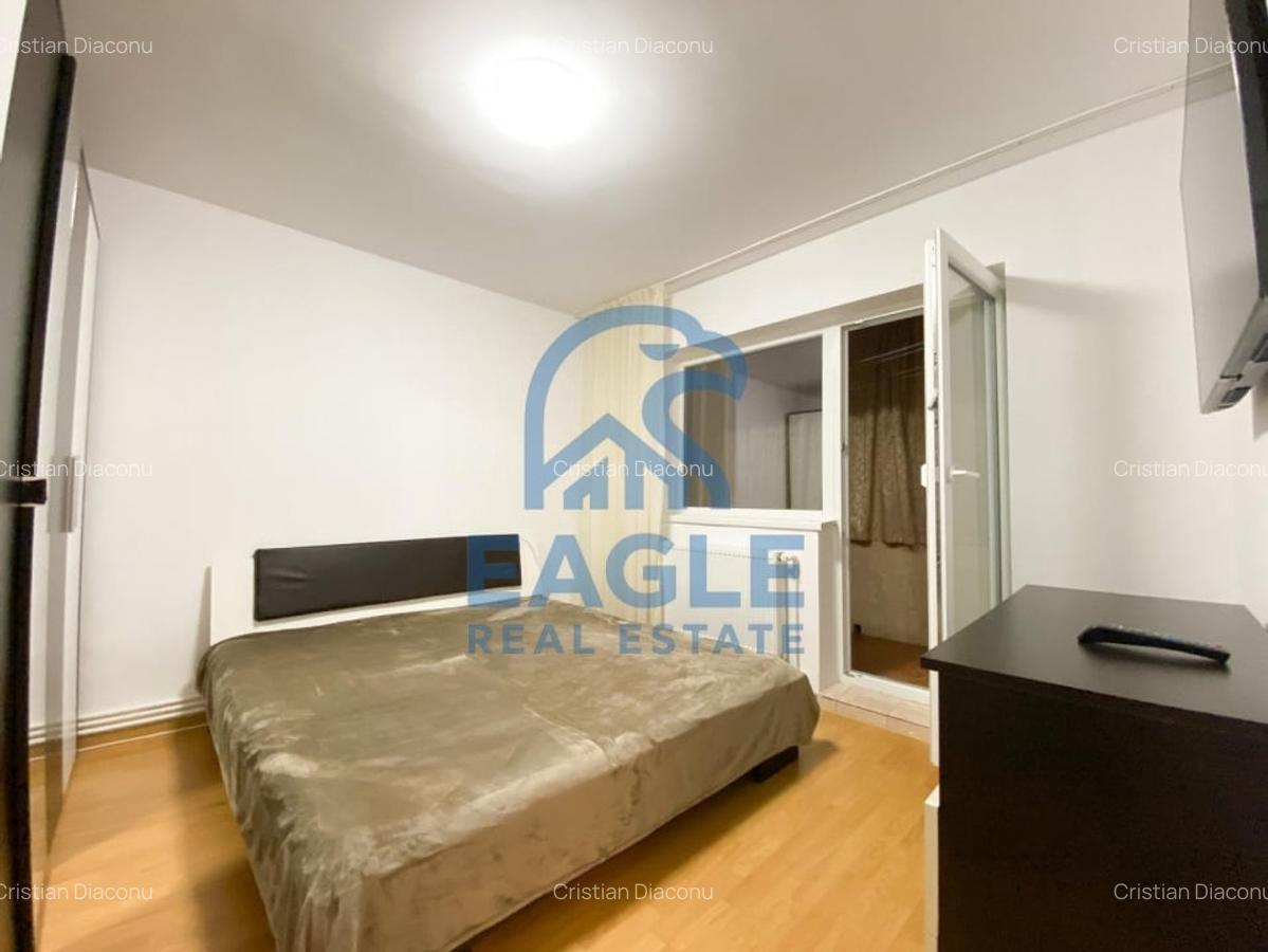 Piata Brotacei - 2 Camere decomandat Et. 1 cu balcon pe termen lung - 2