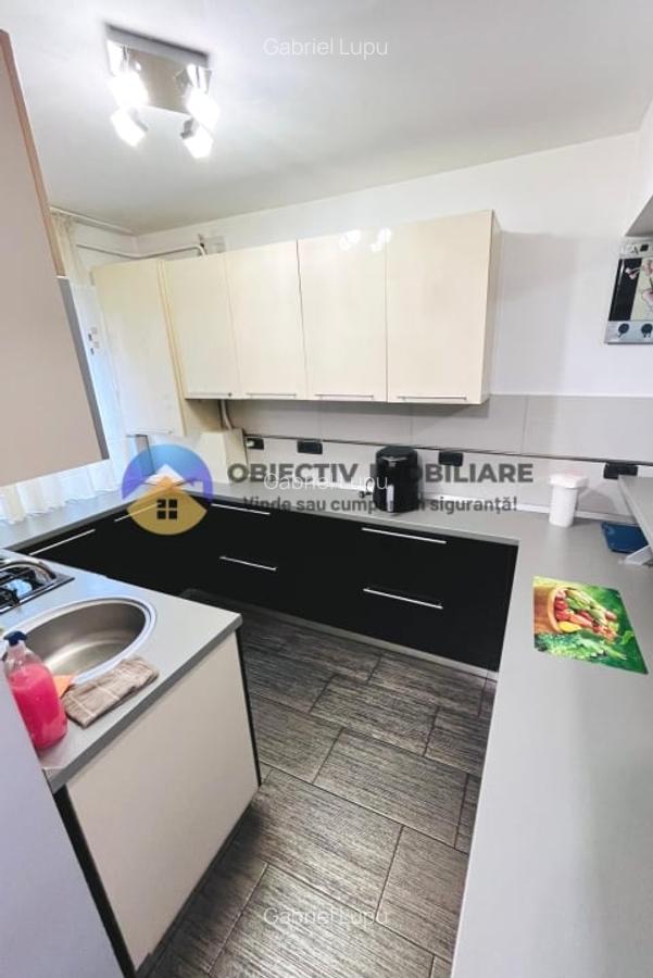 Apartament 2 camere de vanzare – Centru – Etaj 2 - 8