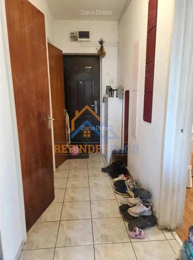 Vand Apartament 2 camere Bd Obregia - 4