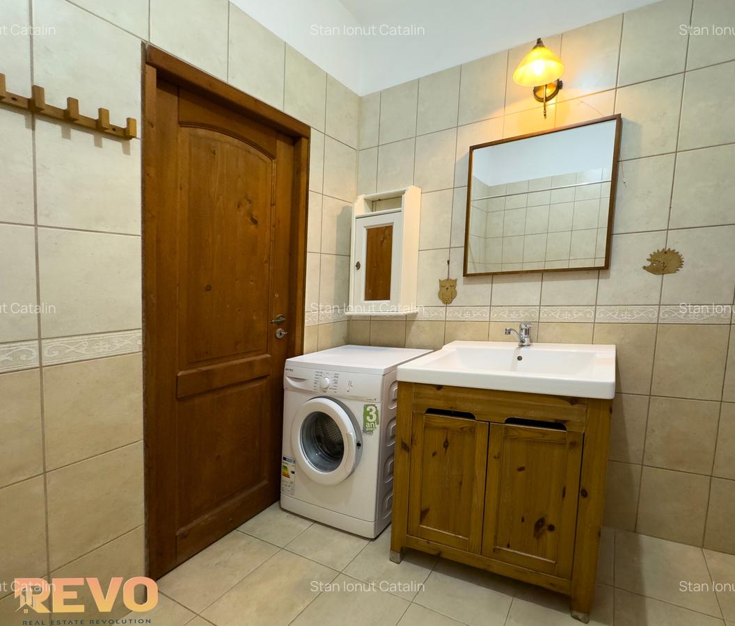 Popa Nan – Pache Protopopescu • Vilă P+1+M, curte proprie, 180mp - 25