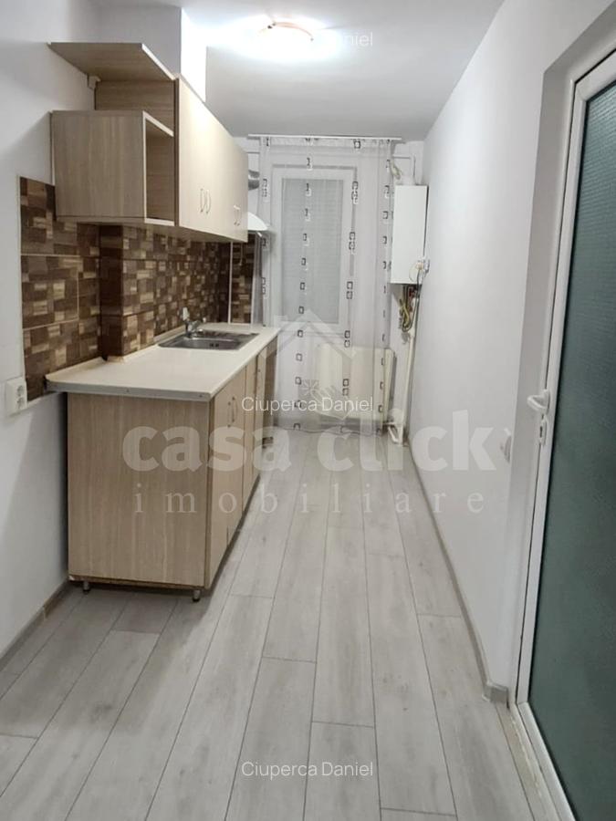 De închiriat – Garsonieră proaspăt renovată în Micro 19, zona Neacșu! - 4 De închiriat – Garsonieră proaspăt renovată în Micro 19, zona Neacșu! - 4