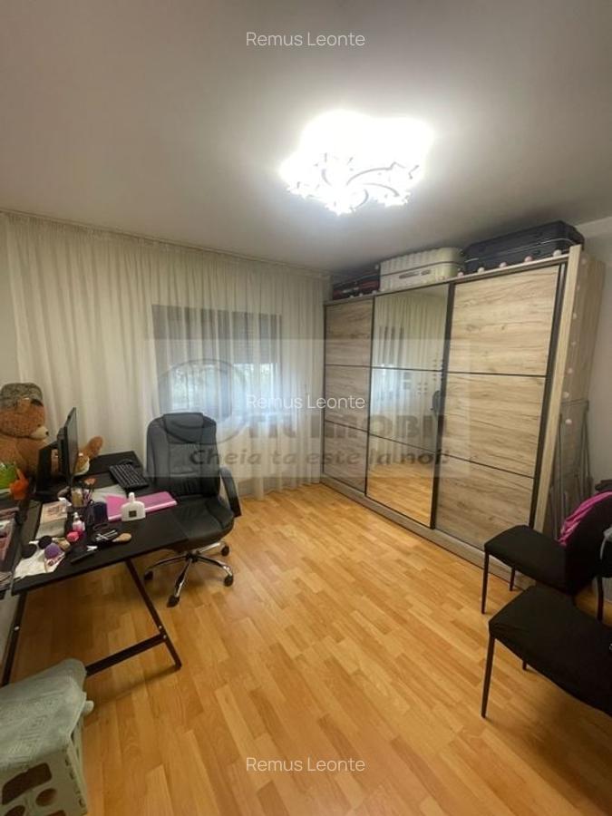 Apartament 3 Camere - 2 Băi - Boxa - Loc de parcare - 140.000 euro ! - 3