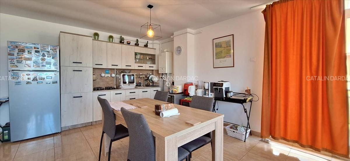 SUPEROCAZIE ! MAMAIA NORD 3 CAMERE 135 MP. MOBILAT UTILAT VEDERE LA MARE ! - 4
