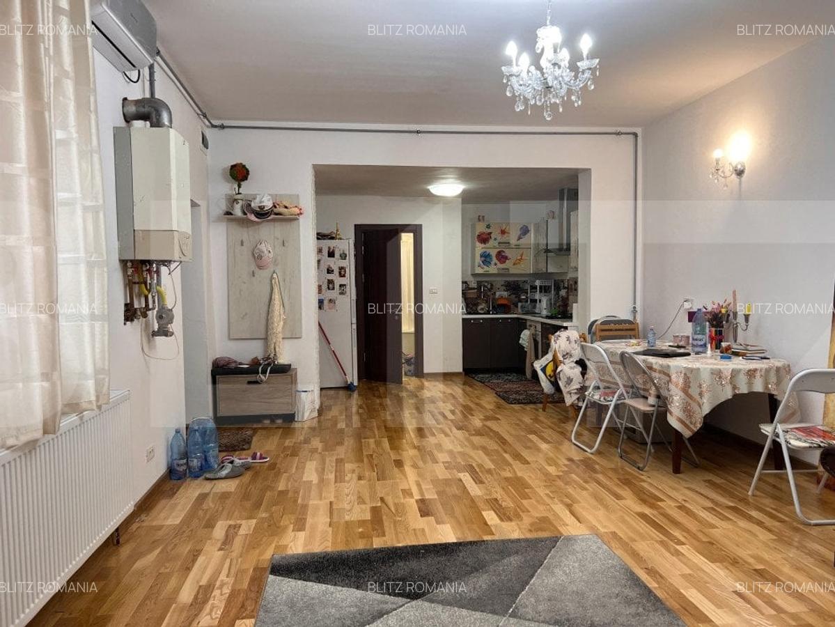 Apartament cu 3 camere, 130 mp, zona Iozefin - 1