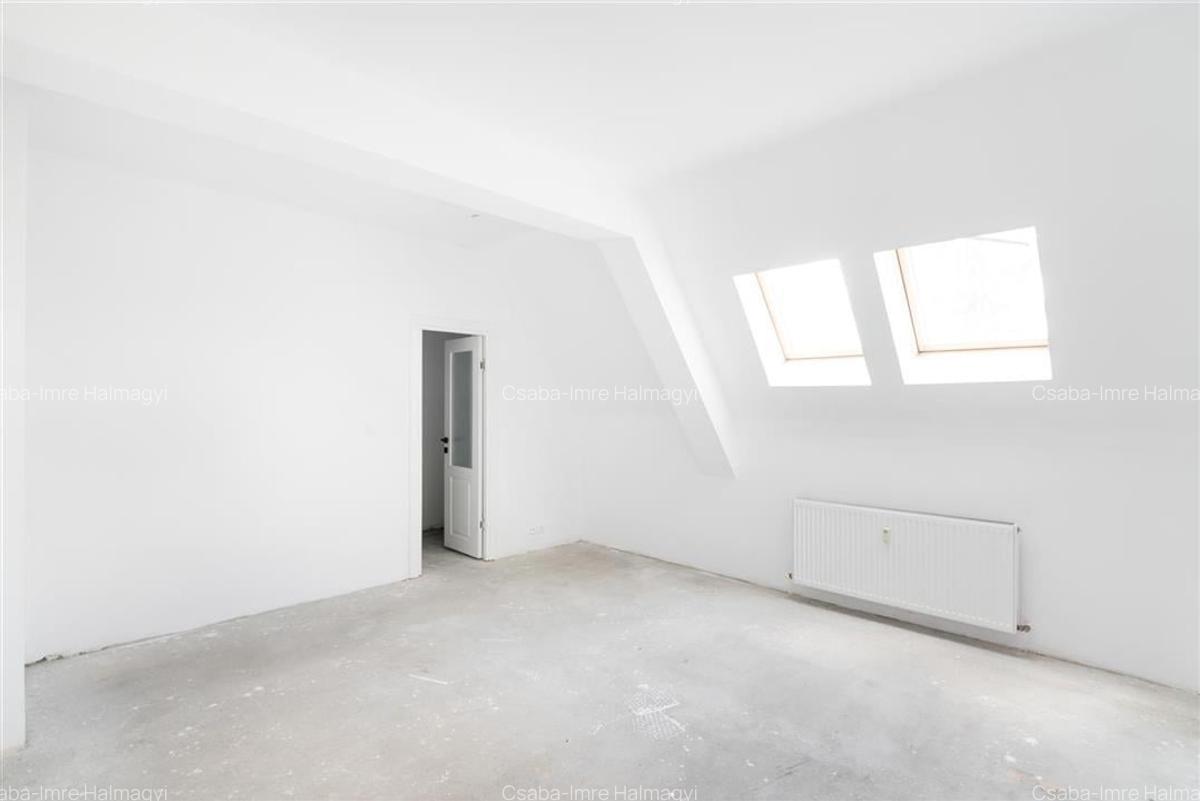 Apartament cu 3 camere decomandat în Cantemir - 14