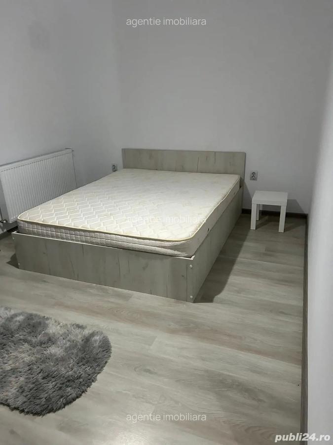 Bloc nou,et II, decomandat, mobilat. - 19